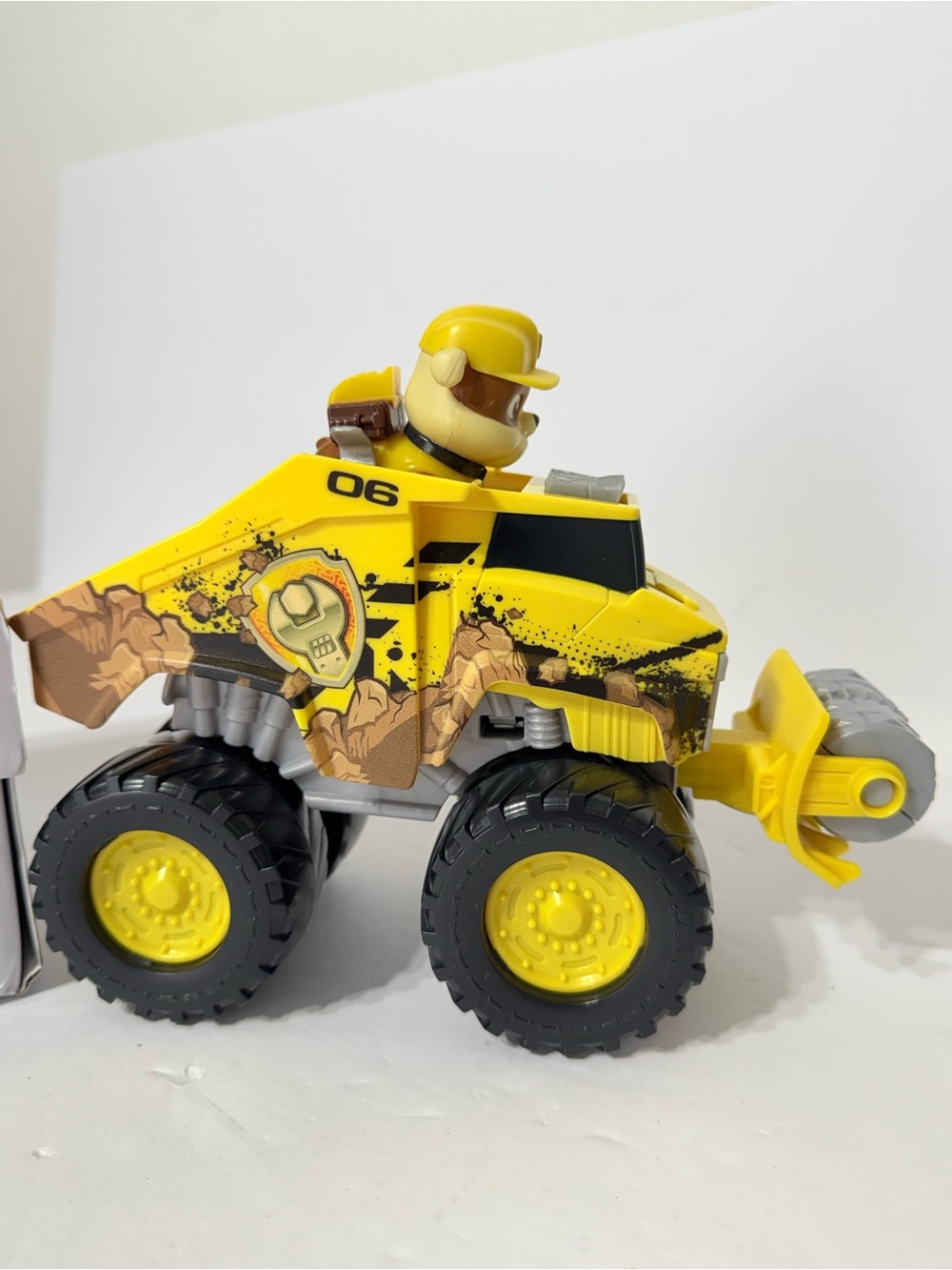 Paw Patrol Rescue Wheels Rubble’s Bulldozer With Figure